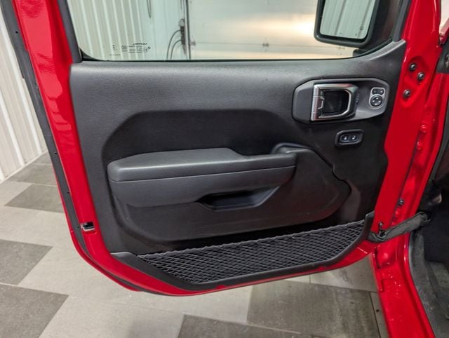 2025 Jeep Wrangler 4-Door Sport S - Photo 11