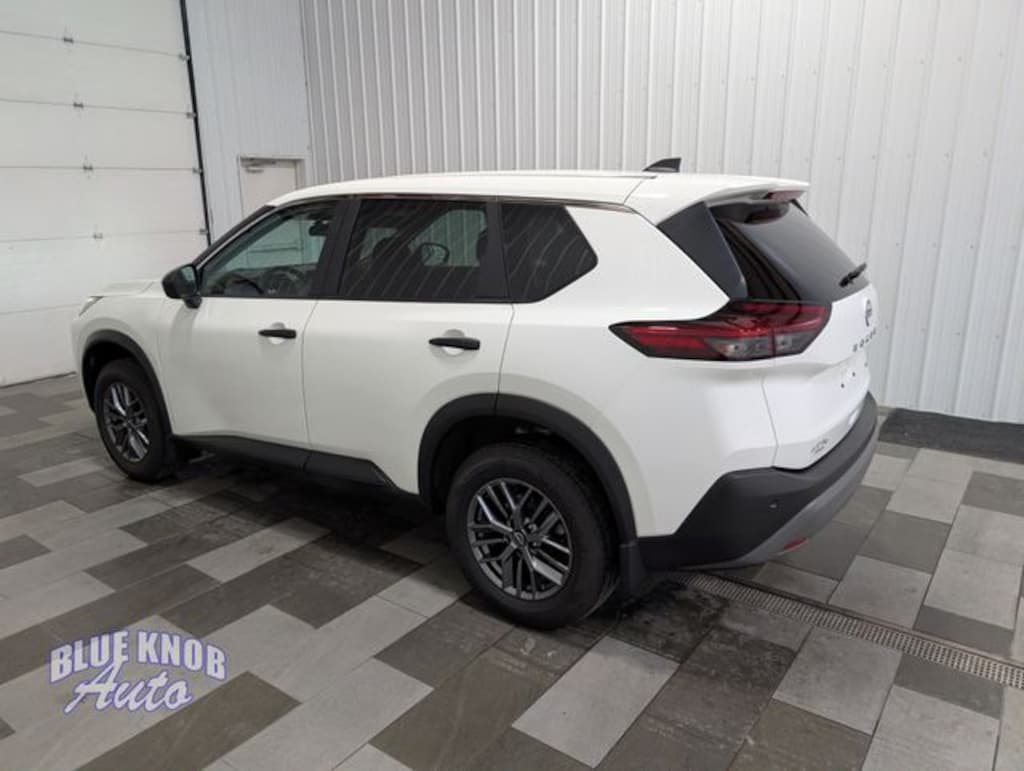 Used 2023 Nissan Rogue S SUV