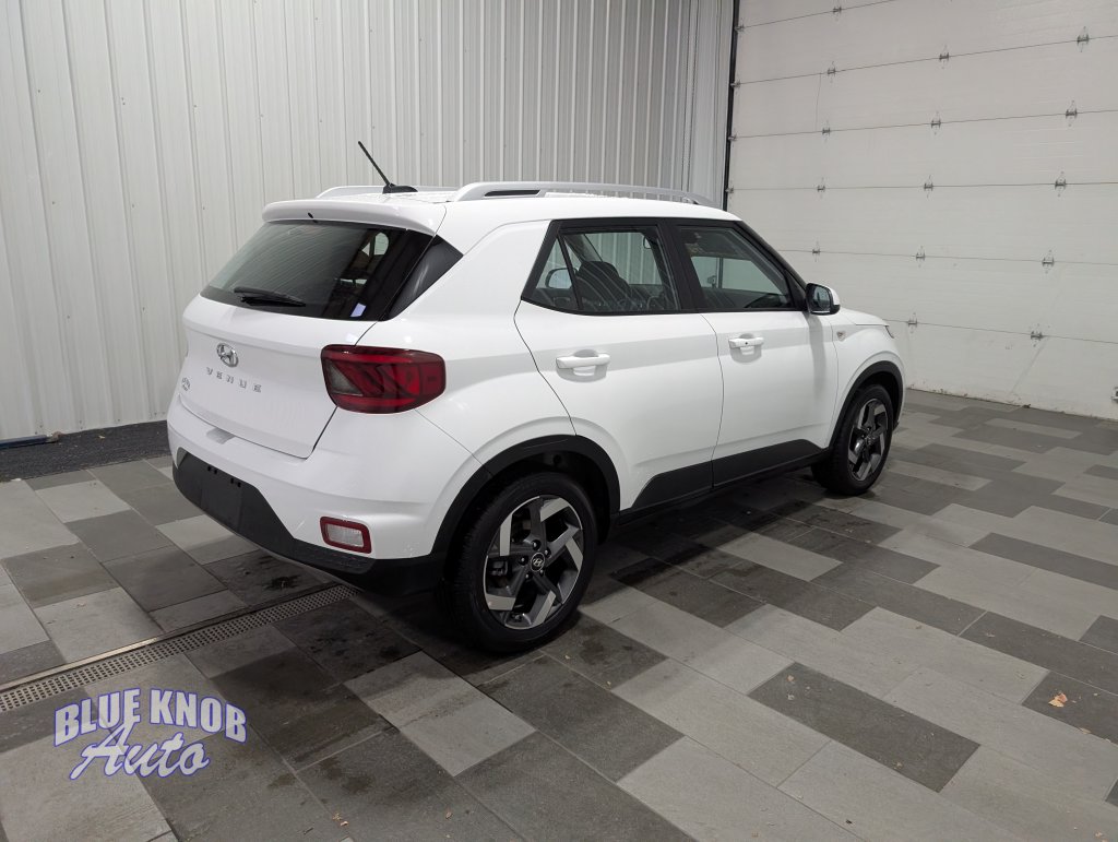 Used 2026 Hyundai Venue SEL SUV