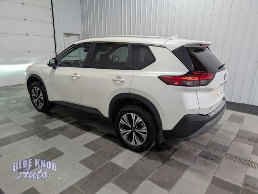 Used 2023 Nissan Rogue SV SUV