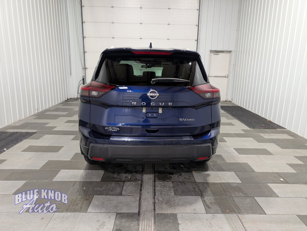 Used 2024 Nissan Rogue SV SUV
