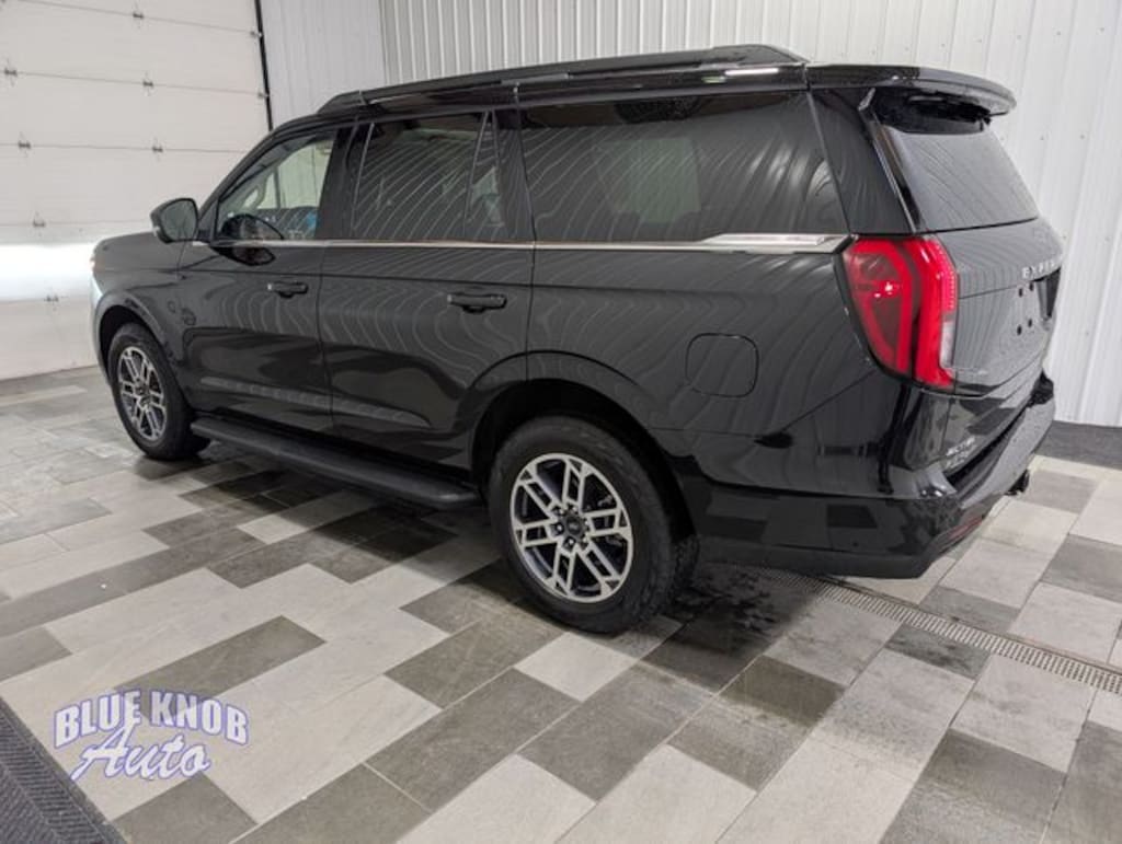 Used 2025 Ford Expedition Active SUV