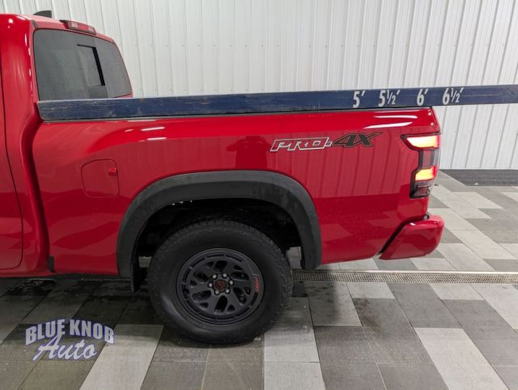 Used 2025 Nissan Frontier PRO-4X Truck