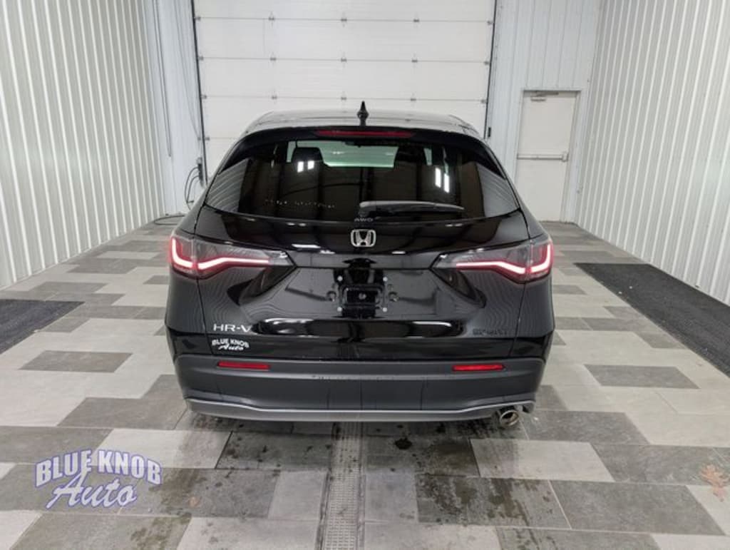 Used 2025 Honda HR-V Sport SUV