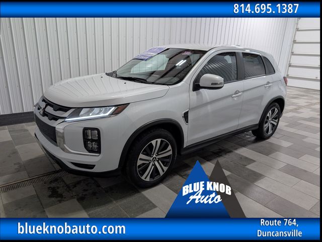 2025 Mitsubishi Outlander Sport's photo