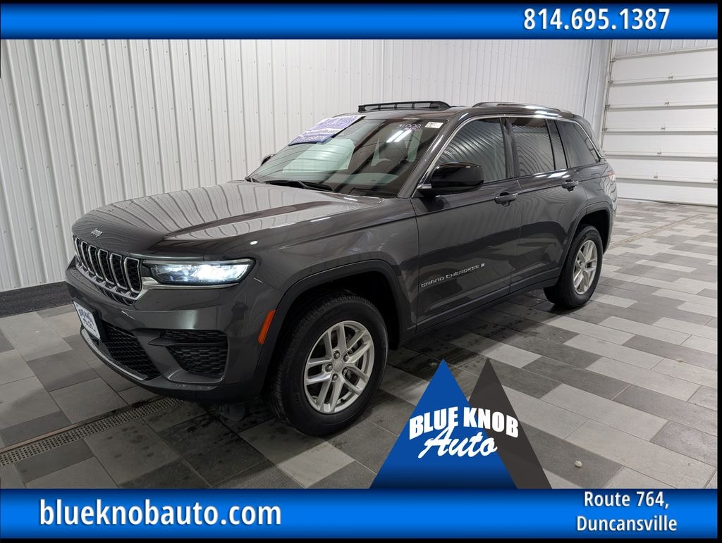 Used 2023 Jeep Grand Cherokee Laredo SUV