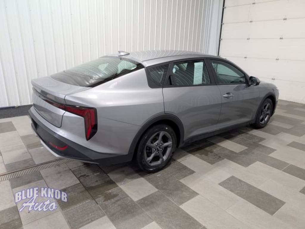 Used 2025 Kia K4 LXS Sedan