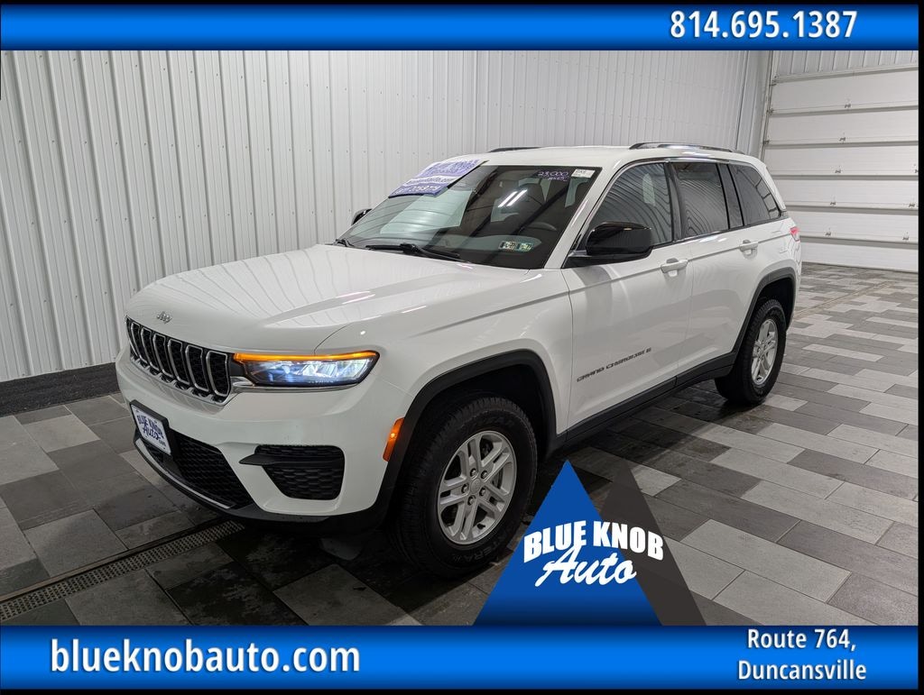 Used 2023 Jeep Grand Cherokee Laredo SUV