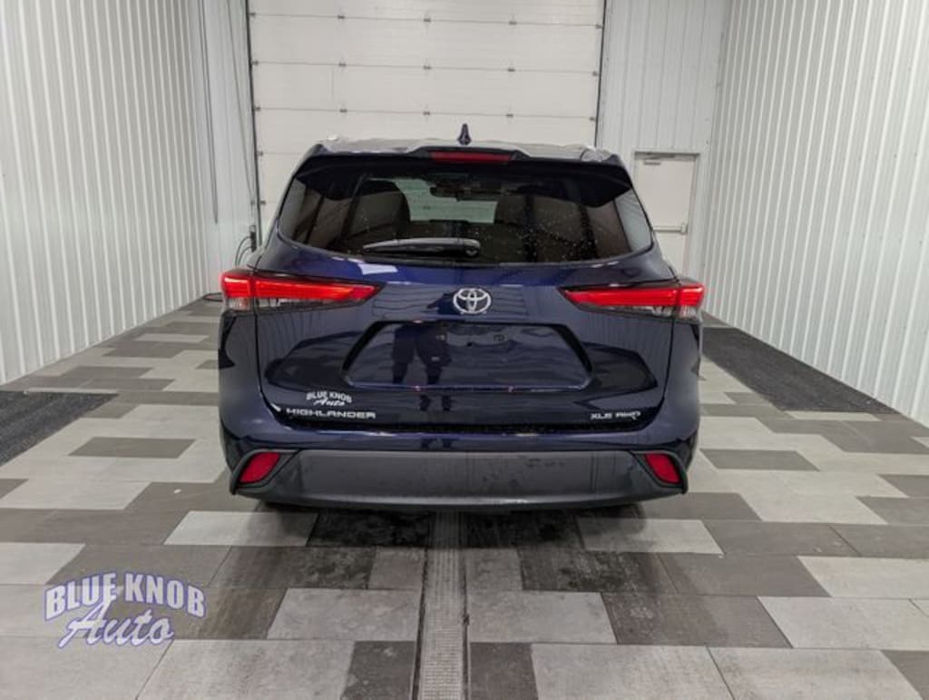 Used 2022 Toyota Highlander XLE SUV