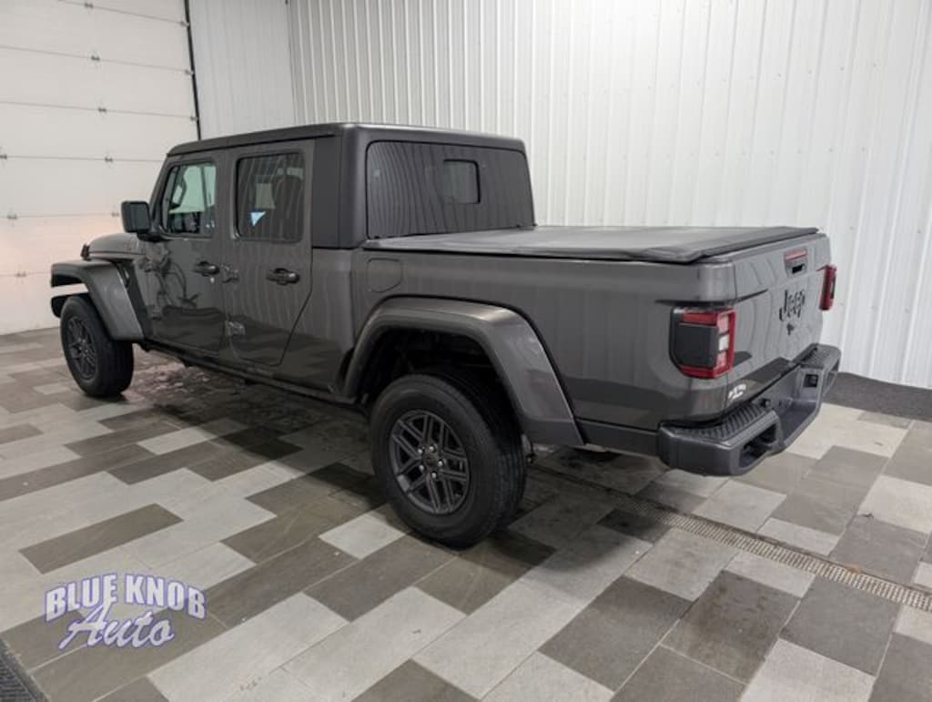 Used 2024 Jeep Gladiator Sport S Truck