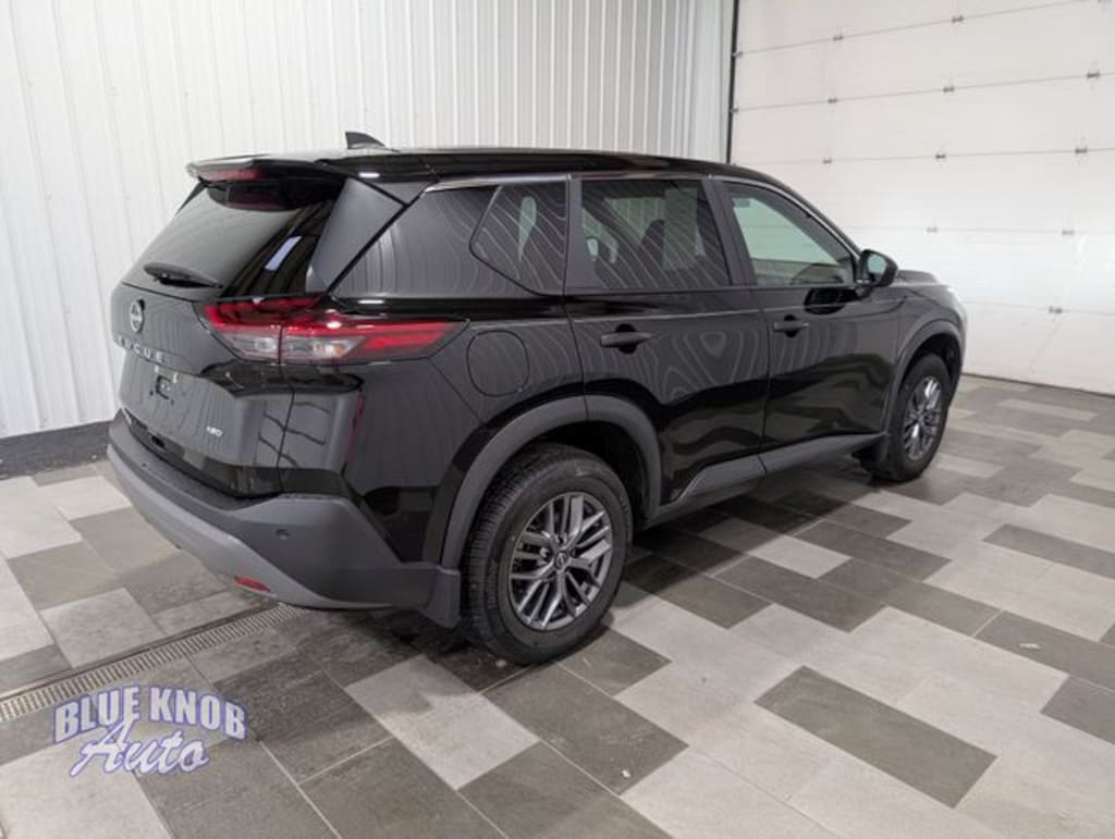 Used 2023 Nissan Rogue S SUV