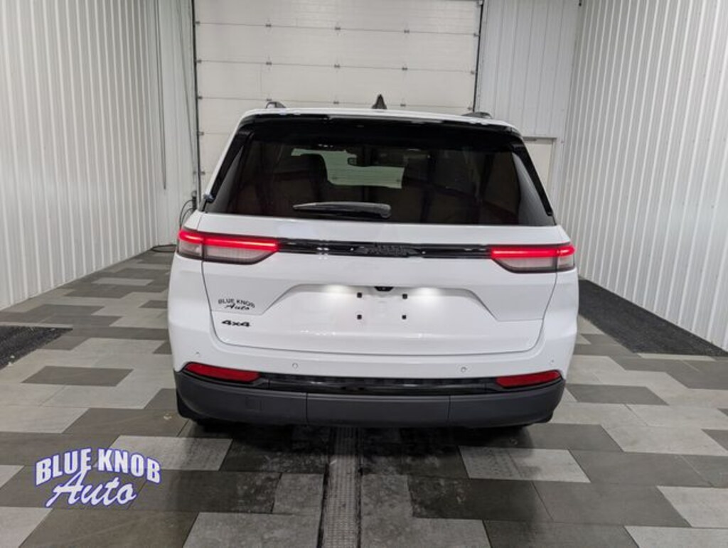 Used 2023 Jeep Grand Cherokee Altitude X SUV
