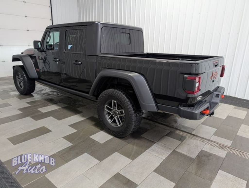 Used 2026 Jeep Gladiator Mojave Truck