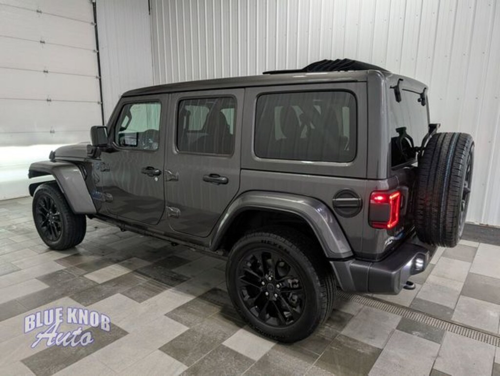 Used 2025 Jeep Wrangler Sahara 4xe SUV