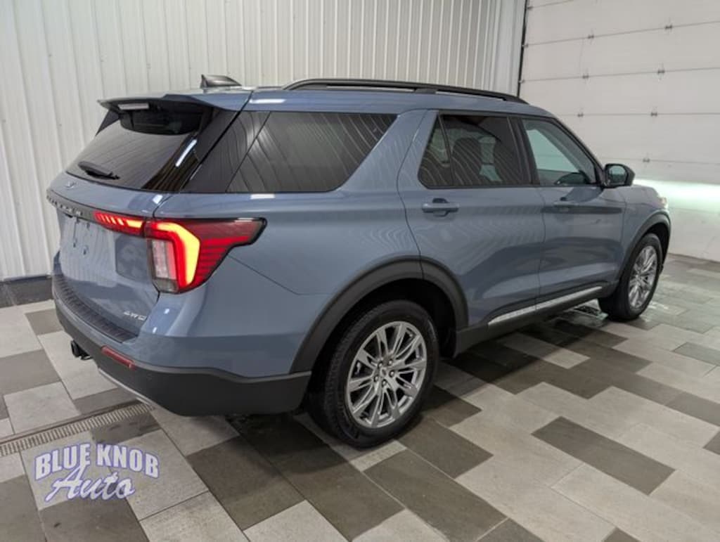 Used 2025 Ford Explorer Active SUV