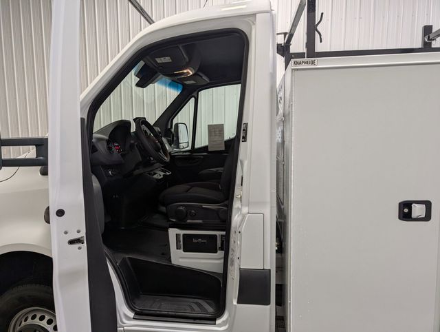 2023 Mercedes-Benz Sprinter Cab Chassis Base - Photo 9