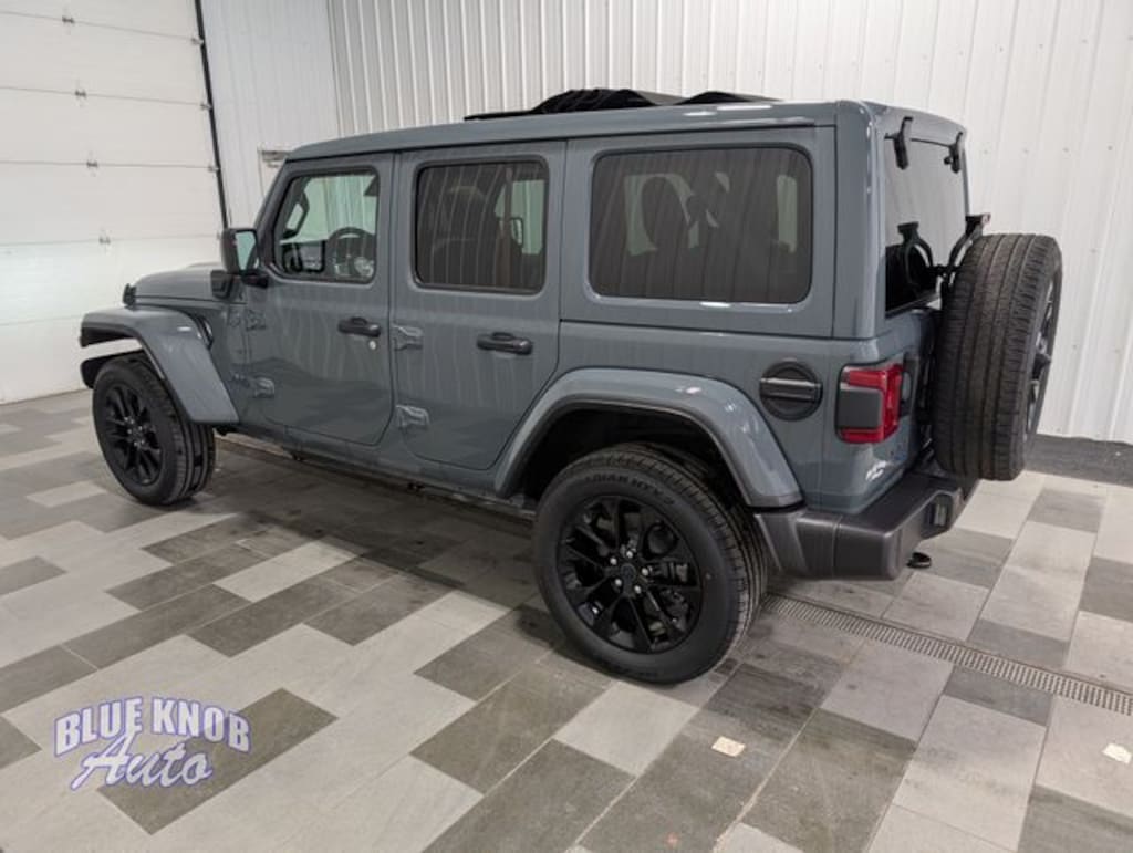 Used 2025 Jeep Wrangler Sahara 4xe SUV