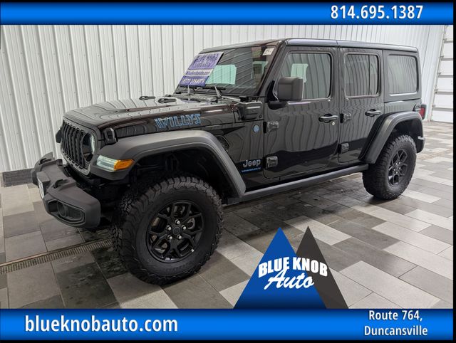 2025 Jeep Wrangler 4xe's photo