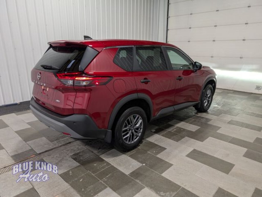 Used 2023 Nissan Rogue S SUV