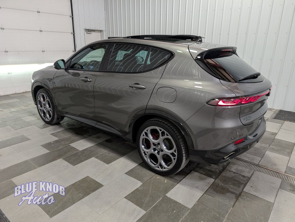 Used 2024 Alfa Romeo Tonale Veloce SUV