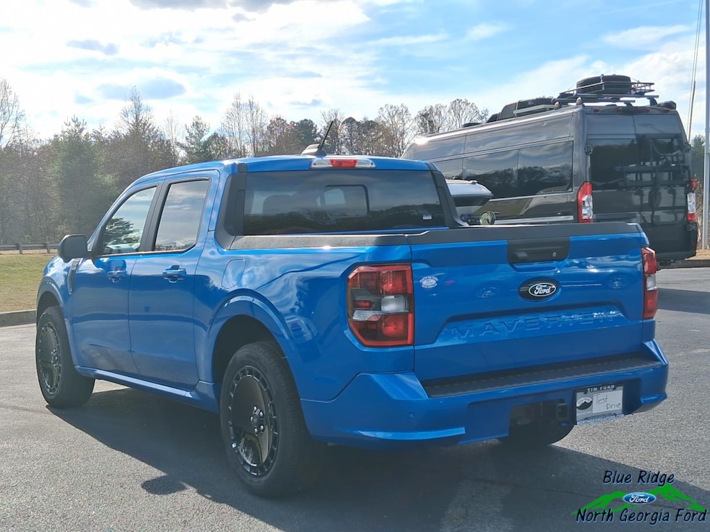 New 2025 Ford Maverick Lobo Crew Cab Pickup
