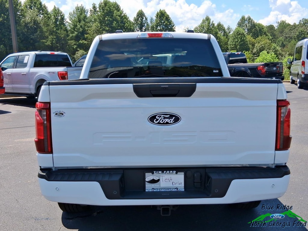 New 2025 Ford F-150 STX 2WD SuperCrew 5.5 Box w/2.7L EcoBoost Crew Cab Pickup