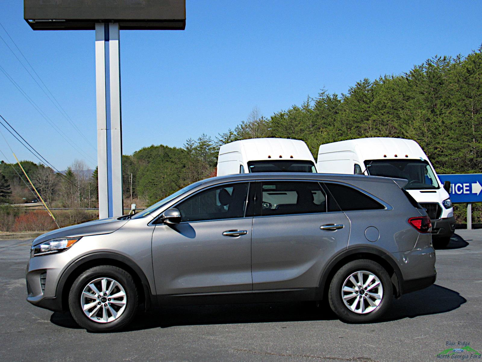Used 2019 Kia Sorento LX with VIN 5XYPG4A57KG492891 for sale in Mineral Bluff, GA
