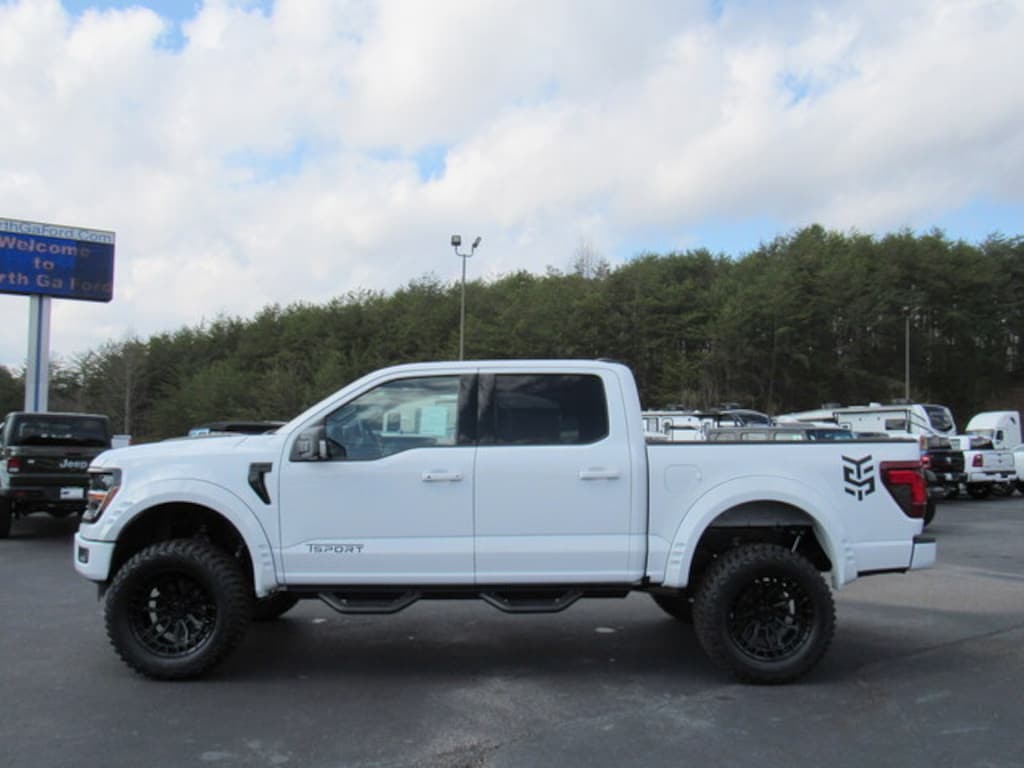 New 2025 Ford F-150 XLT 4WD SuperCrew 5.5 Box PRO COMP TSPORT Crew Cab Pickup