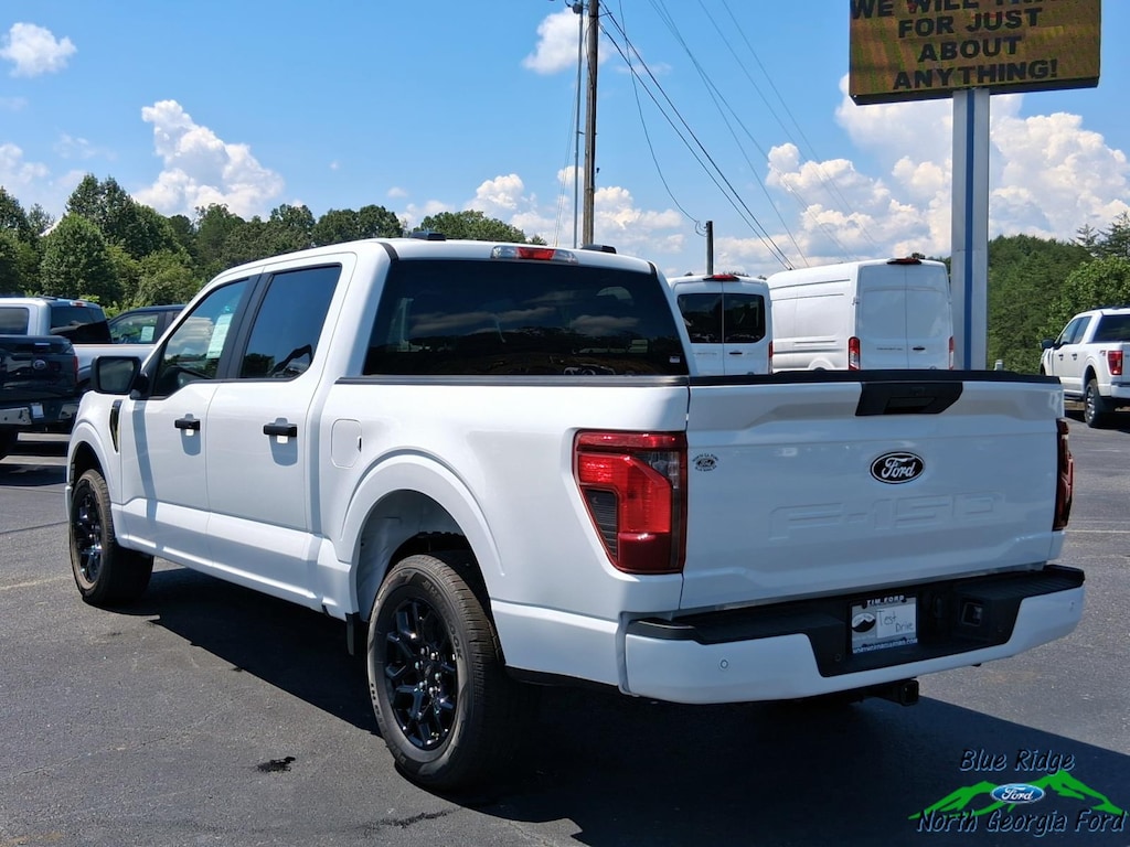 New 2025 Ford F-150 STX 2WD SuperCrew 5.5 Box w/2.7L EcoBoost Crew Cab Pickup