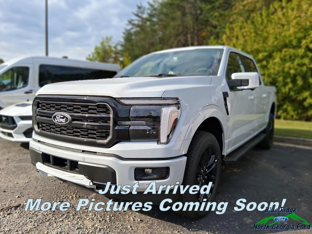 New 2025 Ford F-150 LARIAT 4WD SuperCrew 5.5 Box w/ 3.5L EcoBoost Crew Cab Pickup
