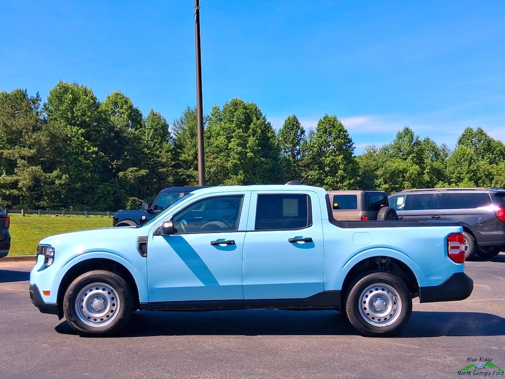 New 2026 Ford Maverick XL AWD SuperCrew Crew Cab Pickup
