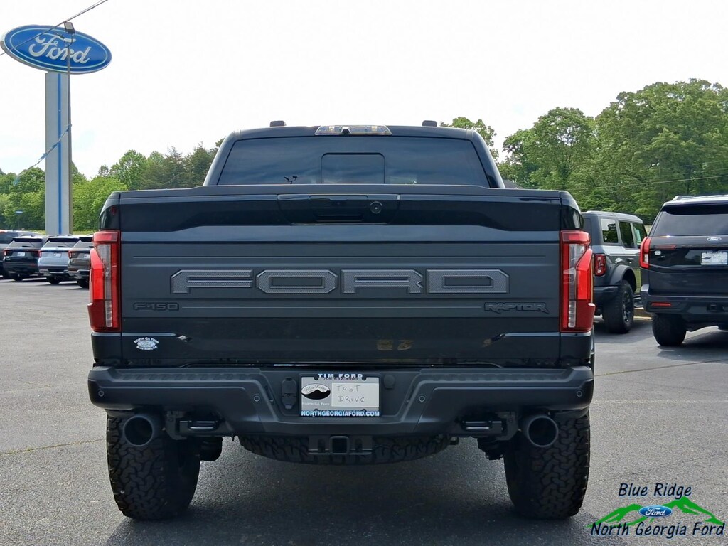 New 2026 Ford F-150 Raptor 4WD SuperCrew 5.5 Box Crew Cab Pickup