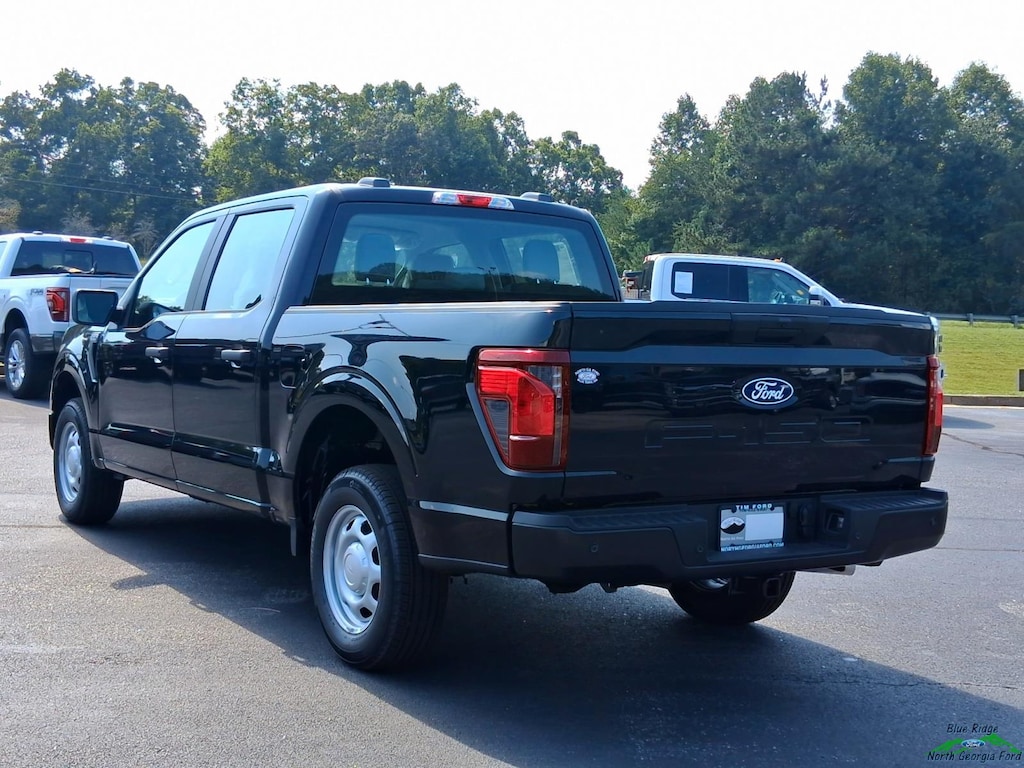 New 2026 Ford F-150 XL 2WD SuperCrew 5.5 Box SXT w 5.0L V8 TRUCK
