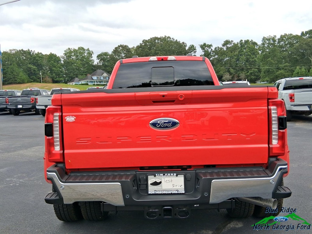 New 2025 Ford Super Duty F-350 DRW LARIAT 4WD Crew Cab 8 Box w/6.7L Diesel Crew Cab Pickup