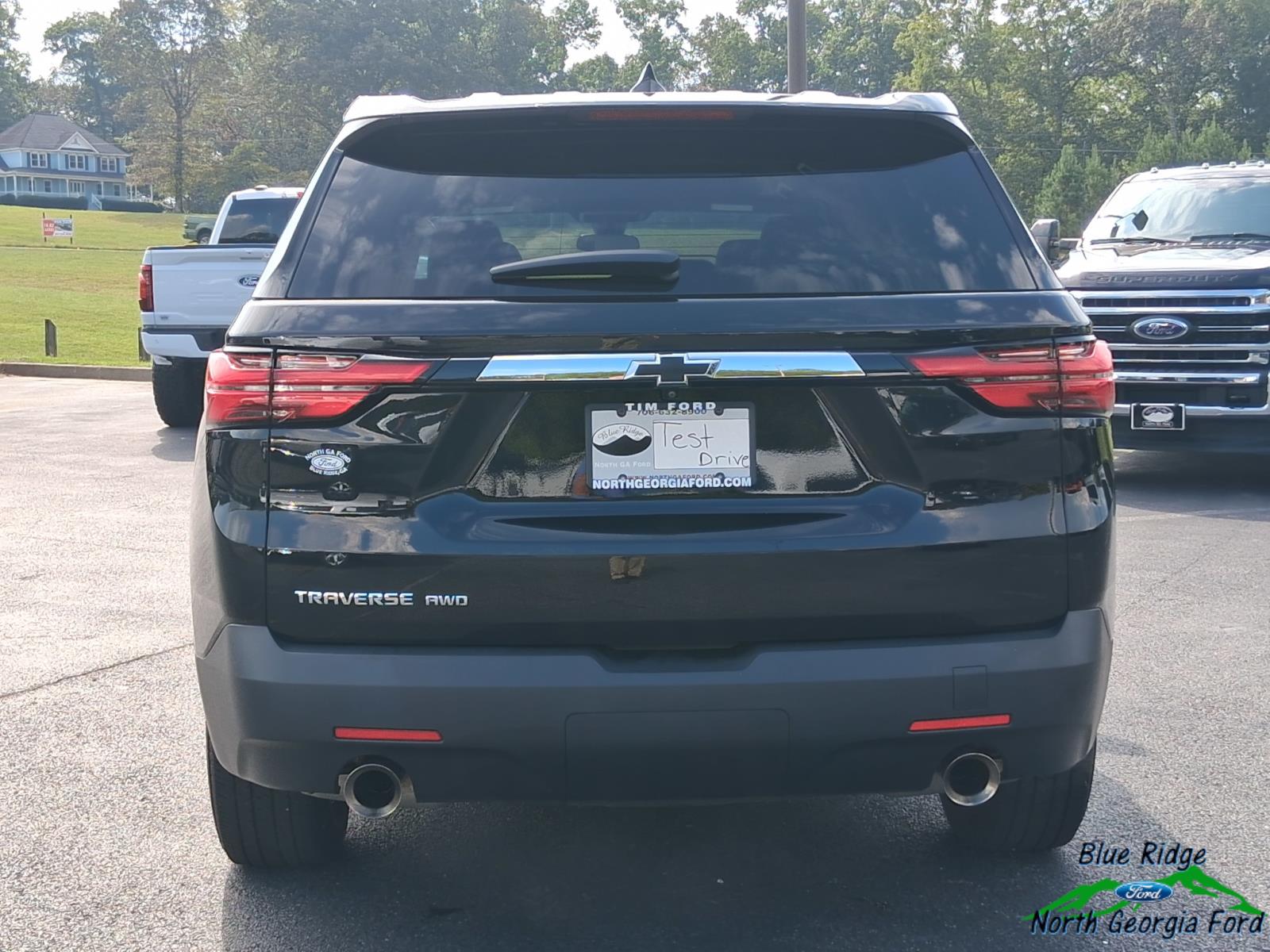 2023 Chevrolet Traverse LS photo 4