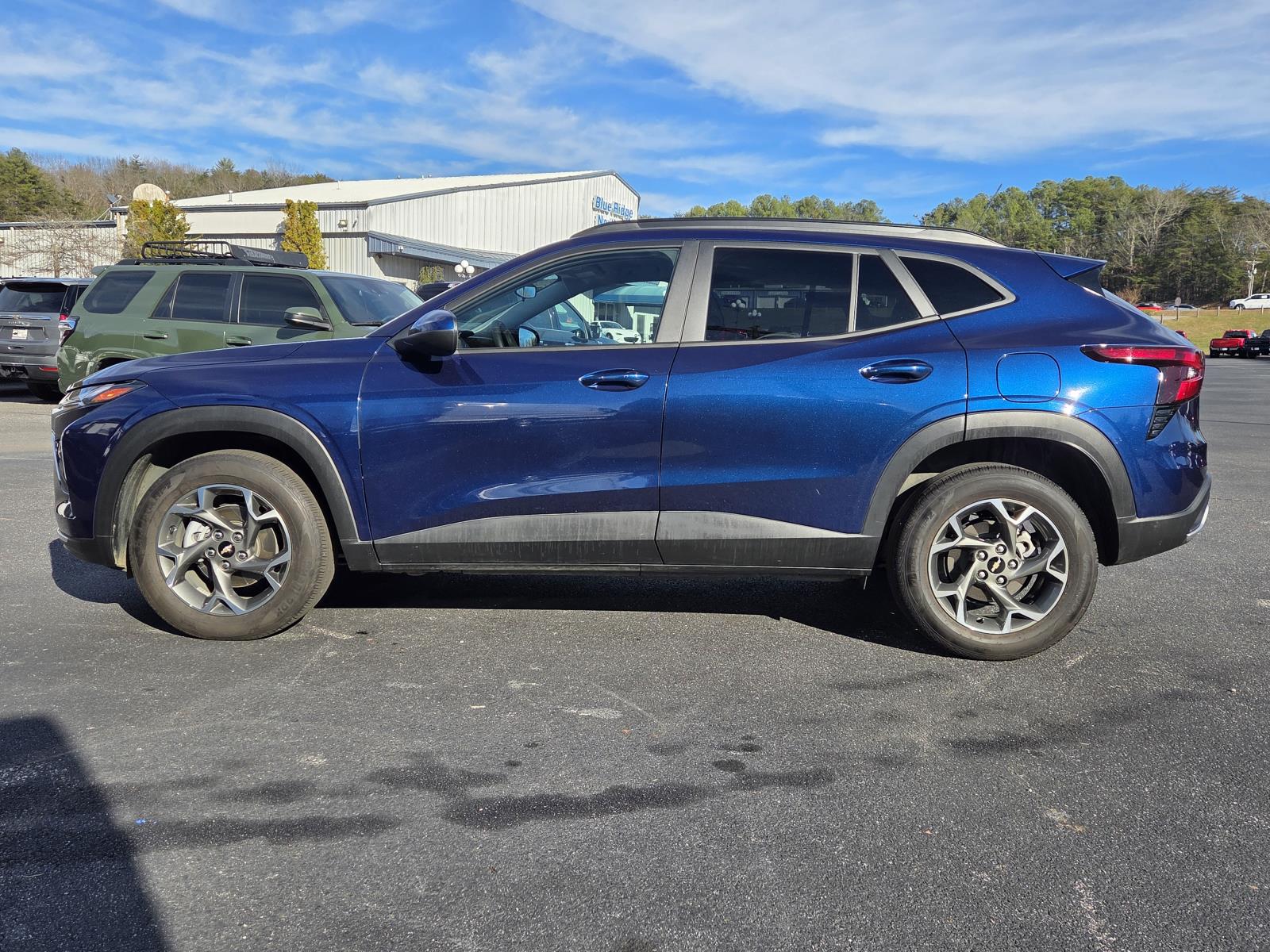 2024 Chevrolet Trax LT's photo