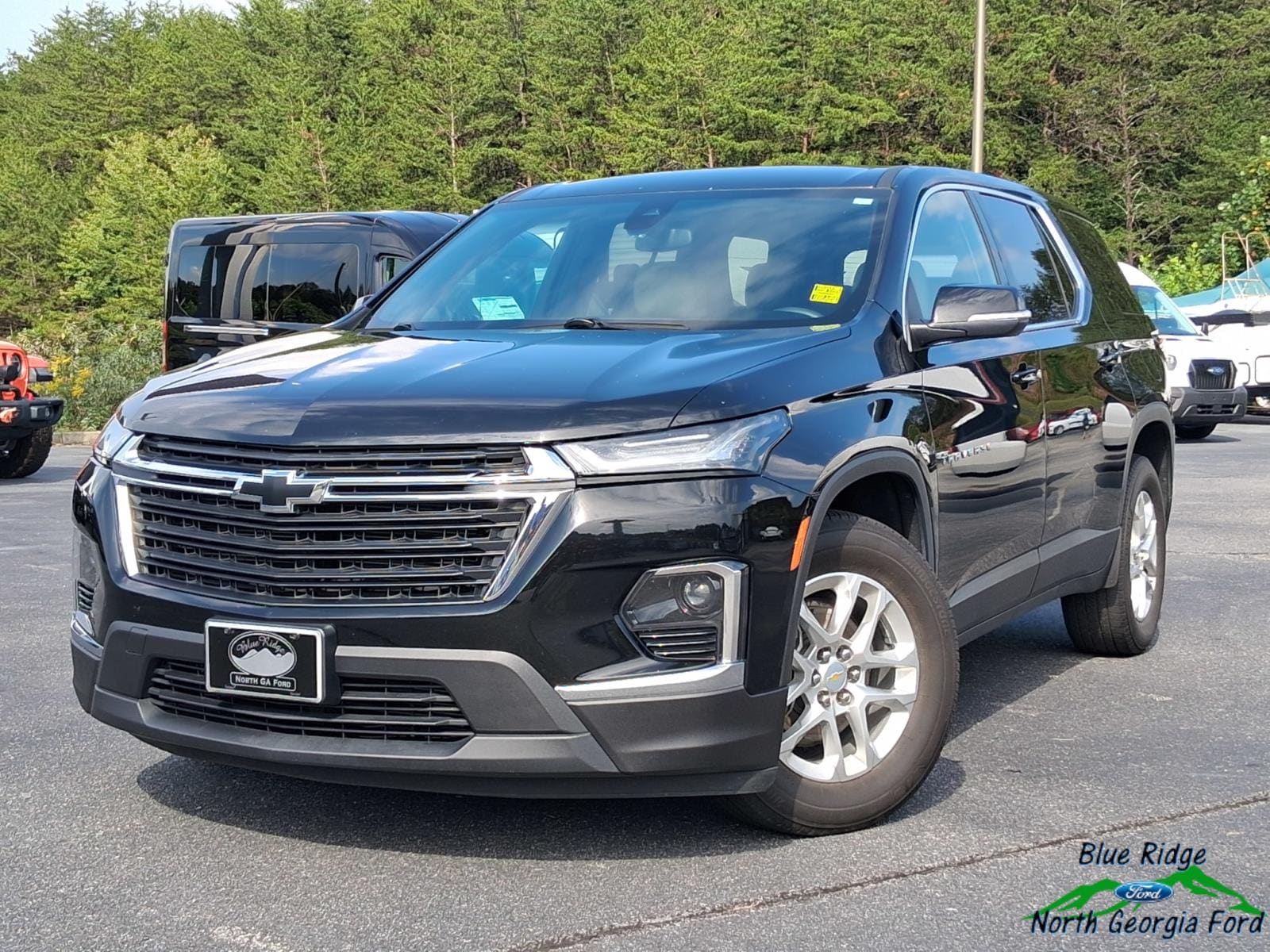 2023 Chevrolet Traverse LS