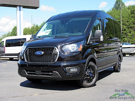 2025 Ford Transit Passenger Wagon T-350 148 Med Roof XLT AWD 15 Passenger Full-size Passenger Van