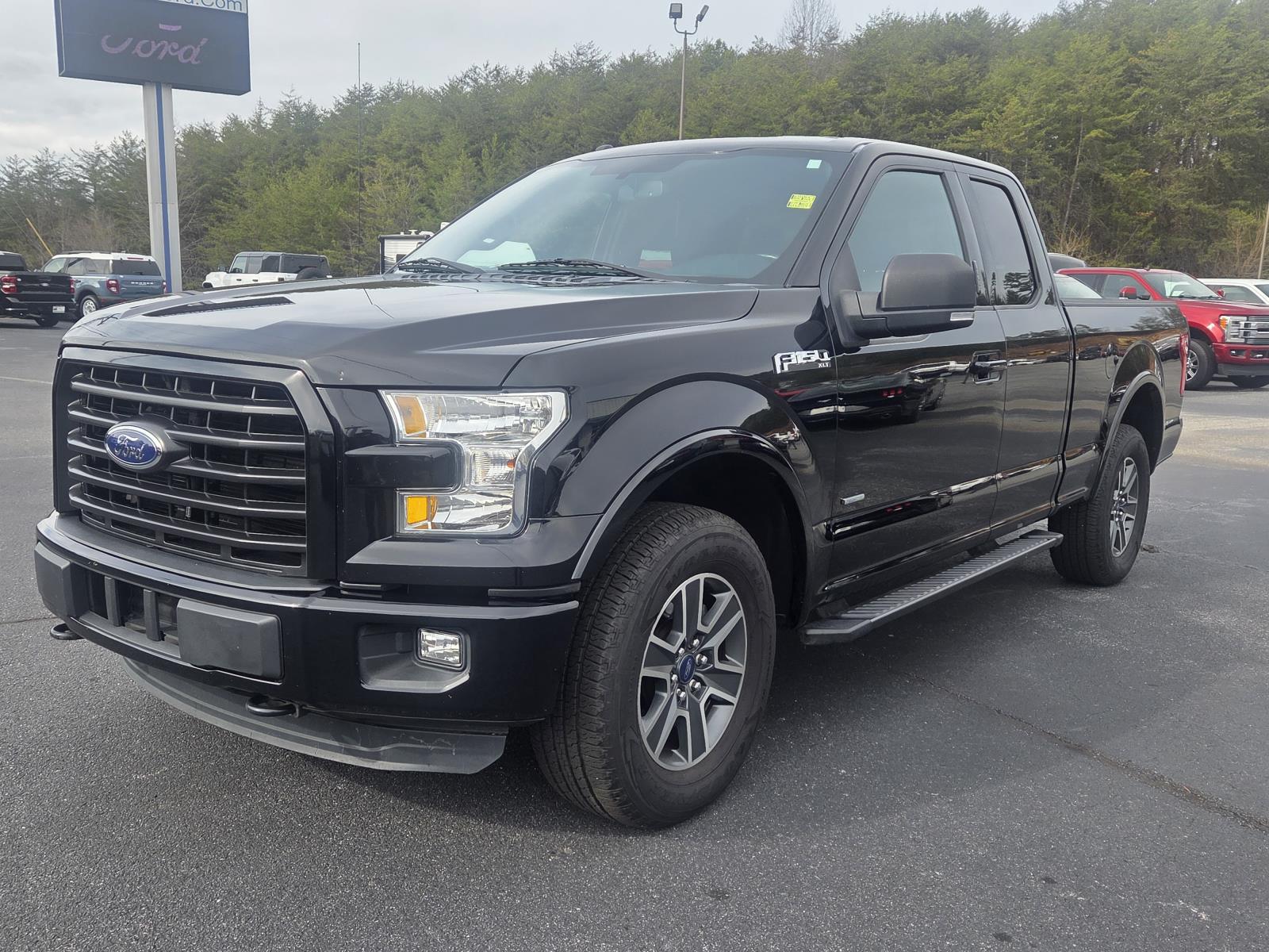 2016 Ford F-150 XLT's photo