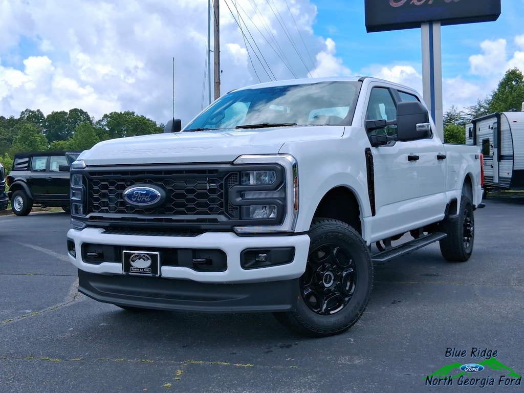 New 2026 Ford Super Duty F-350 SRW XL 4WD Crew Cab 6.75 Box 7.3 gas Crew Cab Pickup