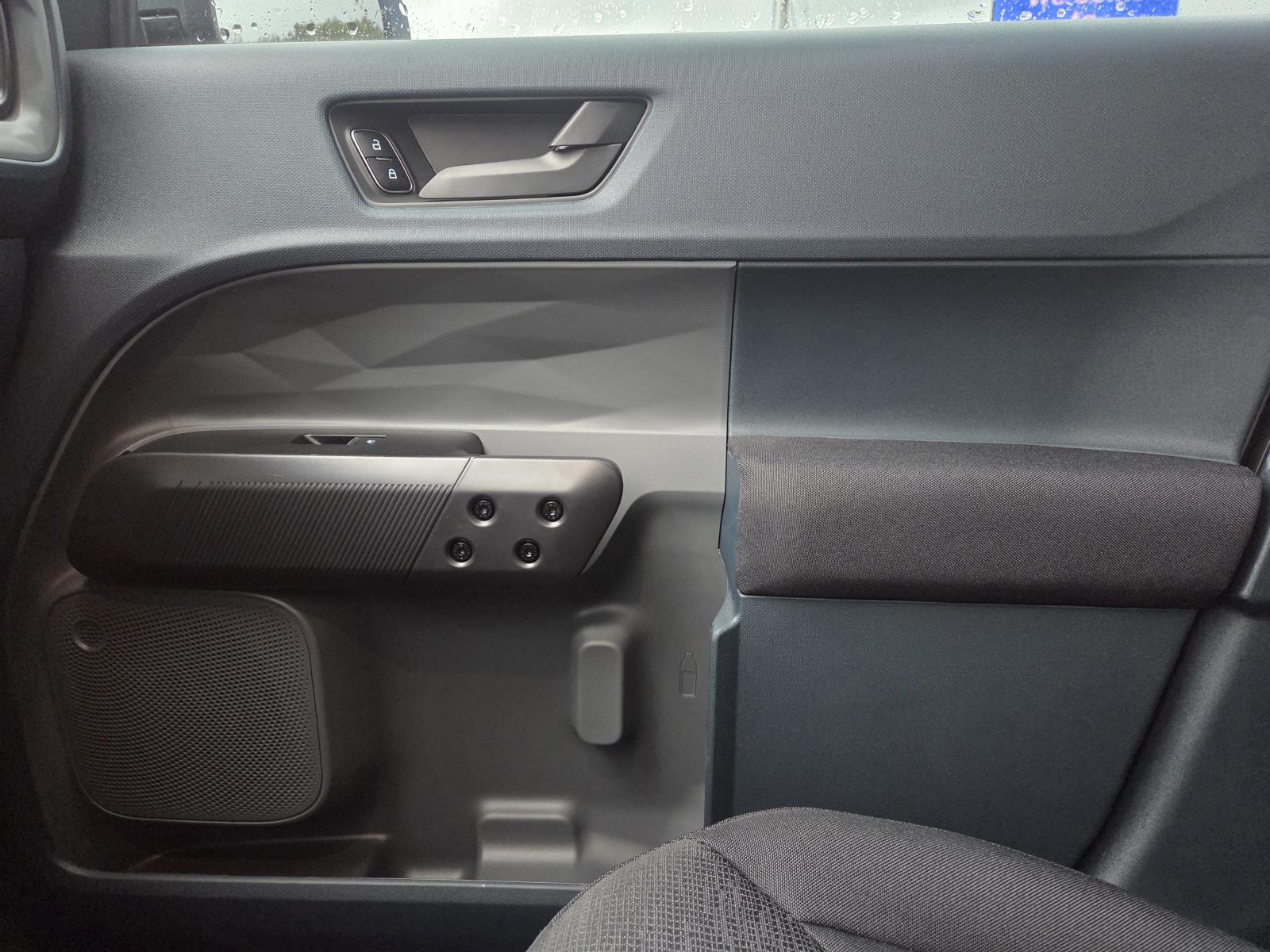 2025 Ford Maverick XL - Photo 14