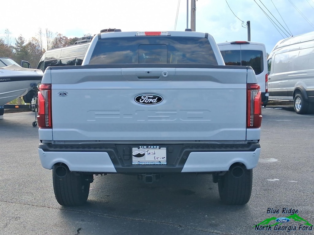 New 2025 Ford F-150 LARIAT 4WD SuperCrew 5.5 Box w/ 3.5L EcoBoost Crew Cab Pickup