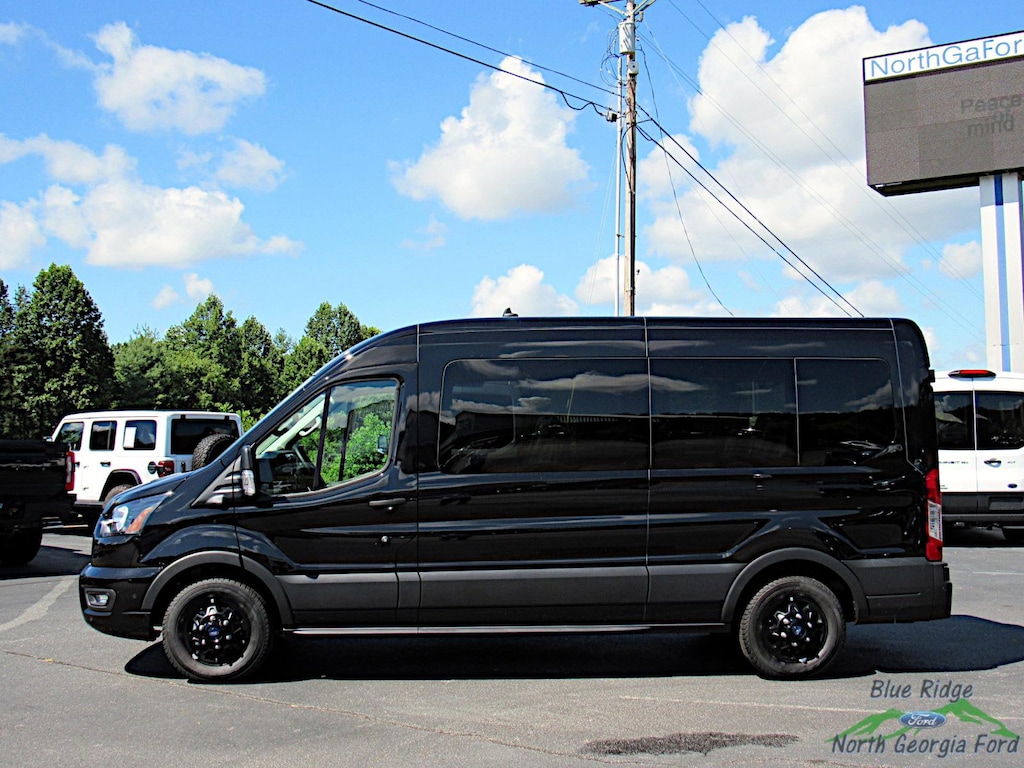 New 2025 Ford Transit Passenger Wagon T-350 148 Med Roof XLT AWD 15 Passenger Full-size Passenger Van