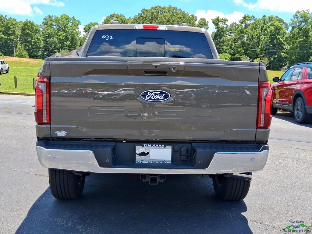 New 2026 Ford F-150 LARIAT 4WD SuperCrew 5.5 Box w 3.5L EcoBoost Crew Cab Pickup