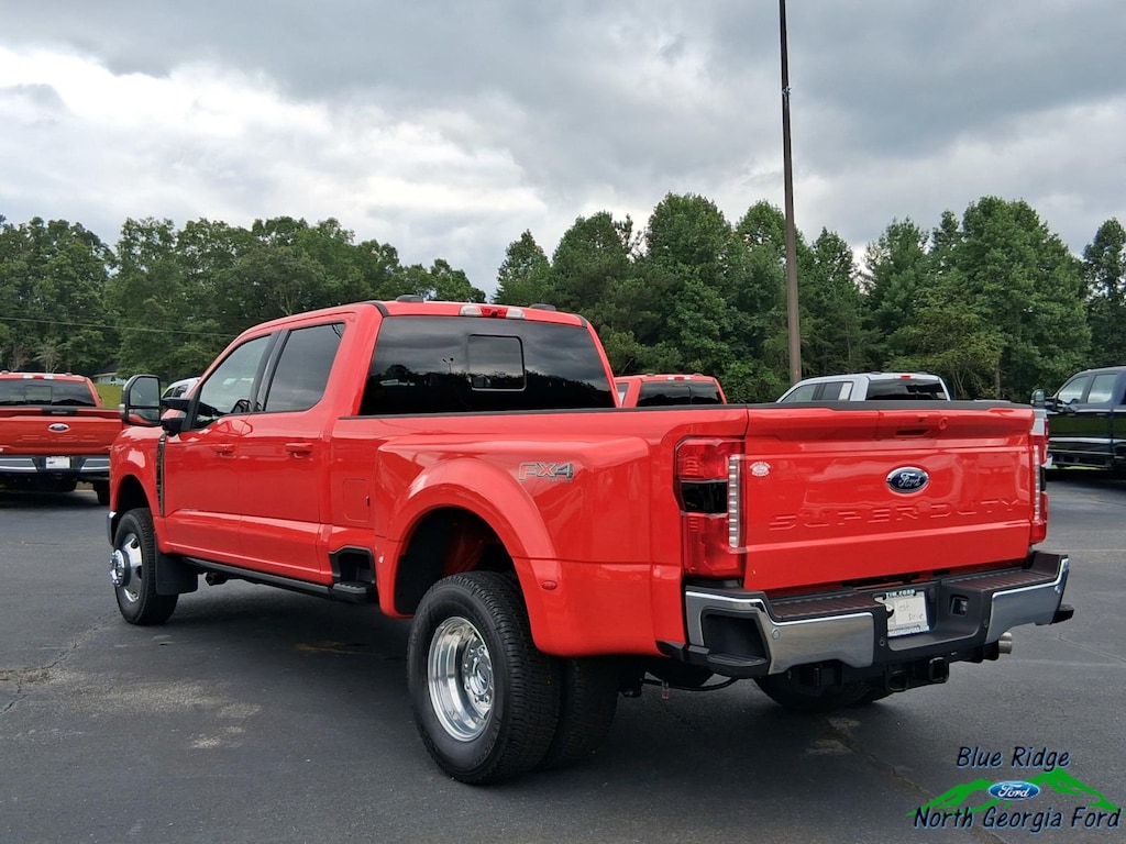New 2025 Ford Super Duty F-350 DRW LARIAT 4WD Crew Cab 8 Box w/6.7L Diesel Crew Cab Pickup