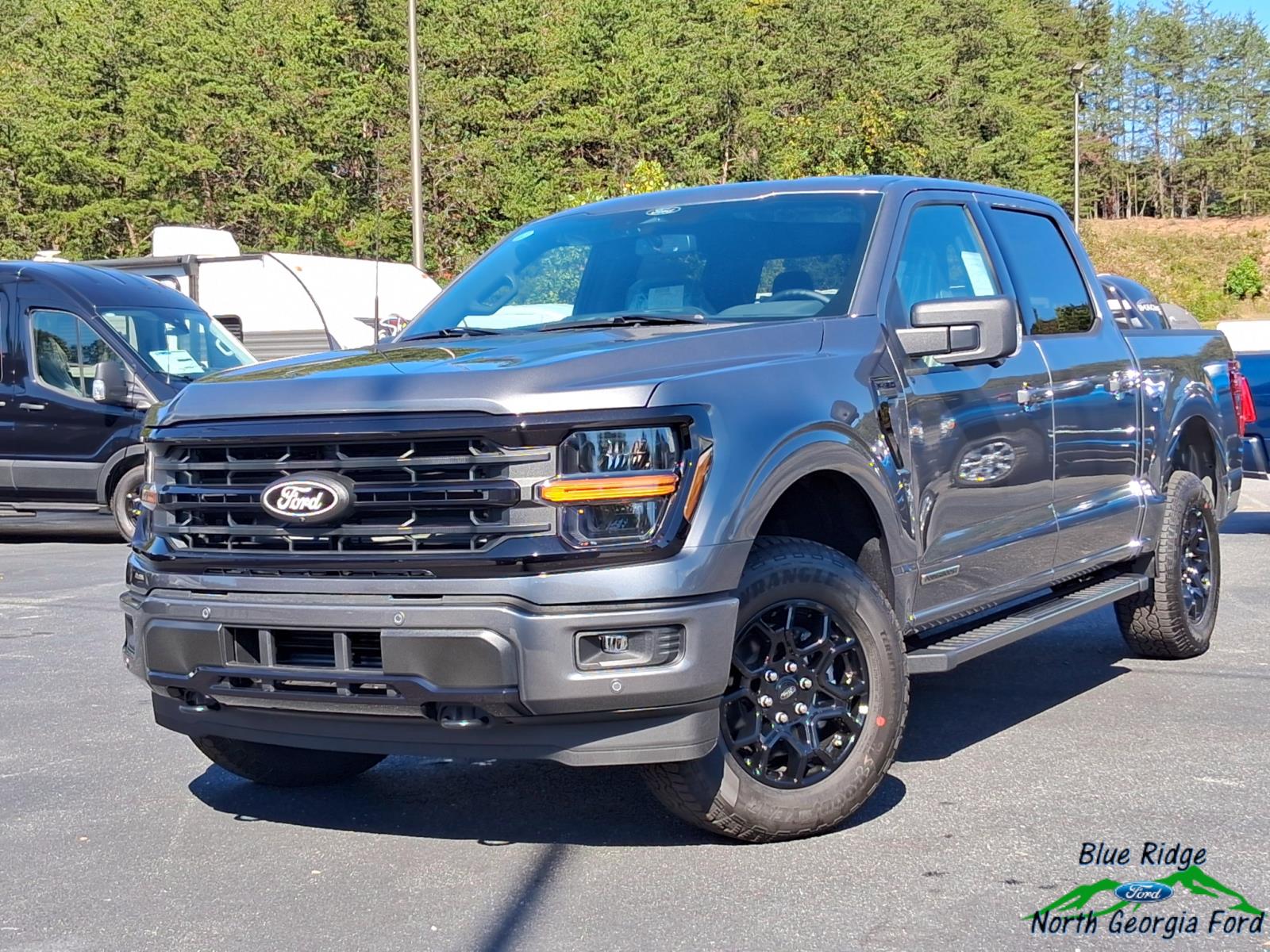 2025 Ford F-150 XLT's photo