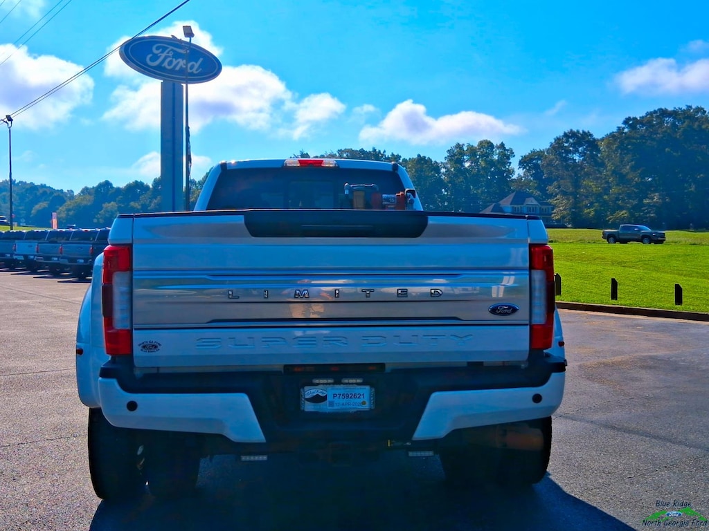 Used 2019 Ford Super Duty F-450 DRW Limited 4WD Crew Cab 8 Box w/6.7L Diesel Crew Cab Pickup