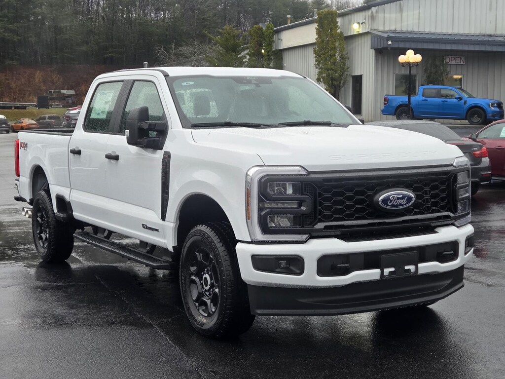 New 2026 Ford Super Duty F-250 SRW F-250 XL Crew Cab Pickup