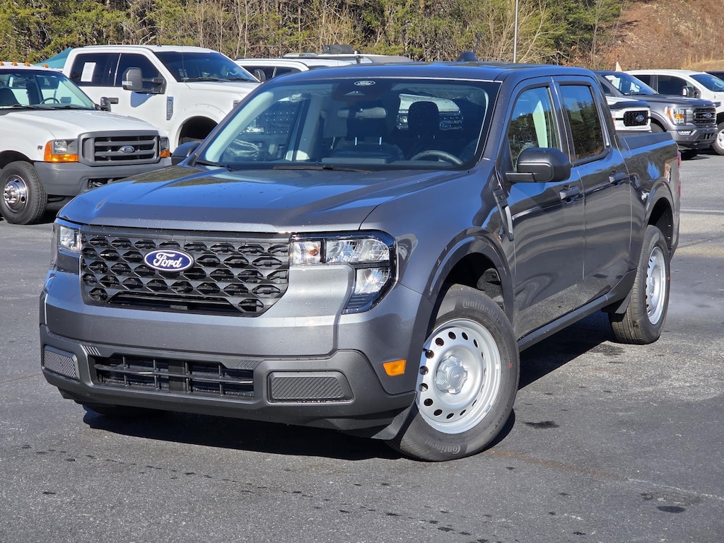 New 2026 Ford Maverick XL Crew Cab Pickup