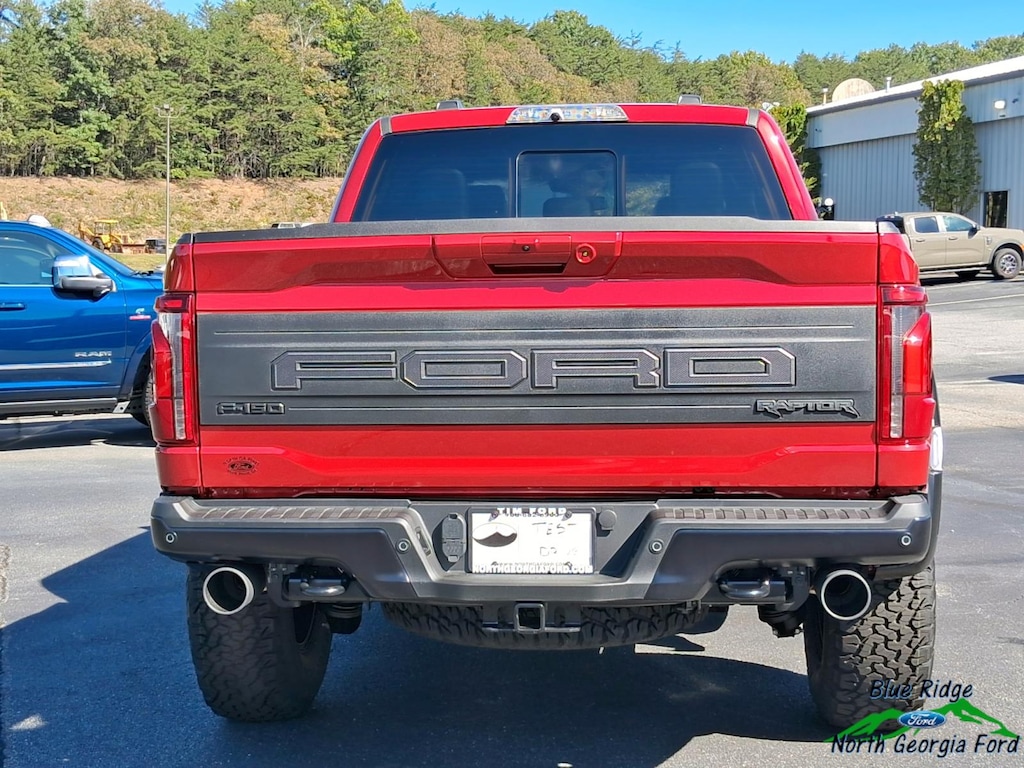 New 2025 Ford F-150 Raptor 4WD SuperCrew 5.5 Box w/ 3.5L EcoBoost Crew Cab Pickup